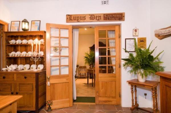 Lupus Den Country House B&B Sunland Esterno foto